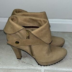 Diane Von Furstenberg Camel Suede 4” Heel Bootie with Tread LIKE NEW